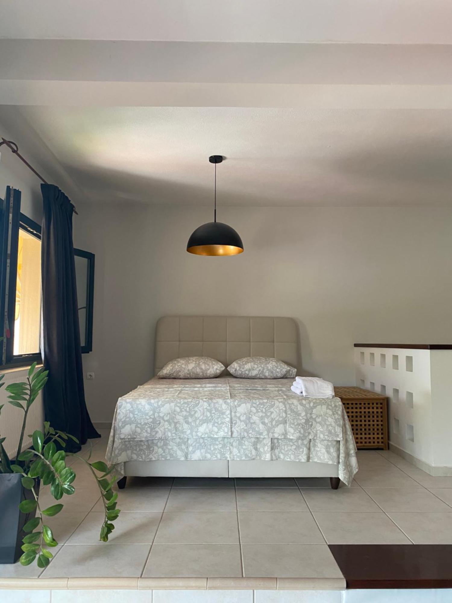 Ellis Apartment Kavala Bagian luar foto